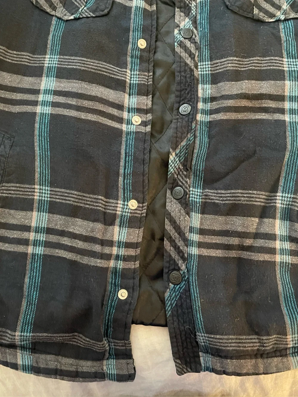 DC Shoes Quilted-Lined Plaid Button-Front Jacket / Shacket in Black and Teal